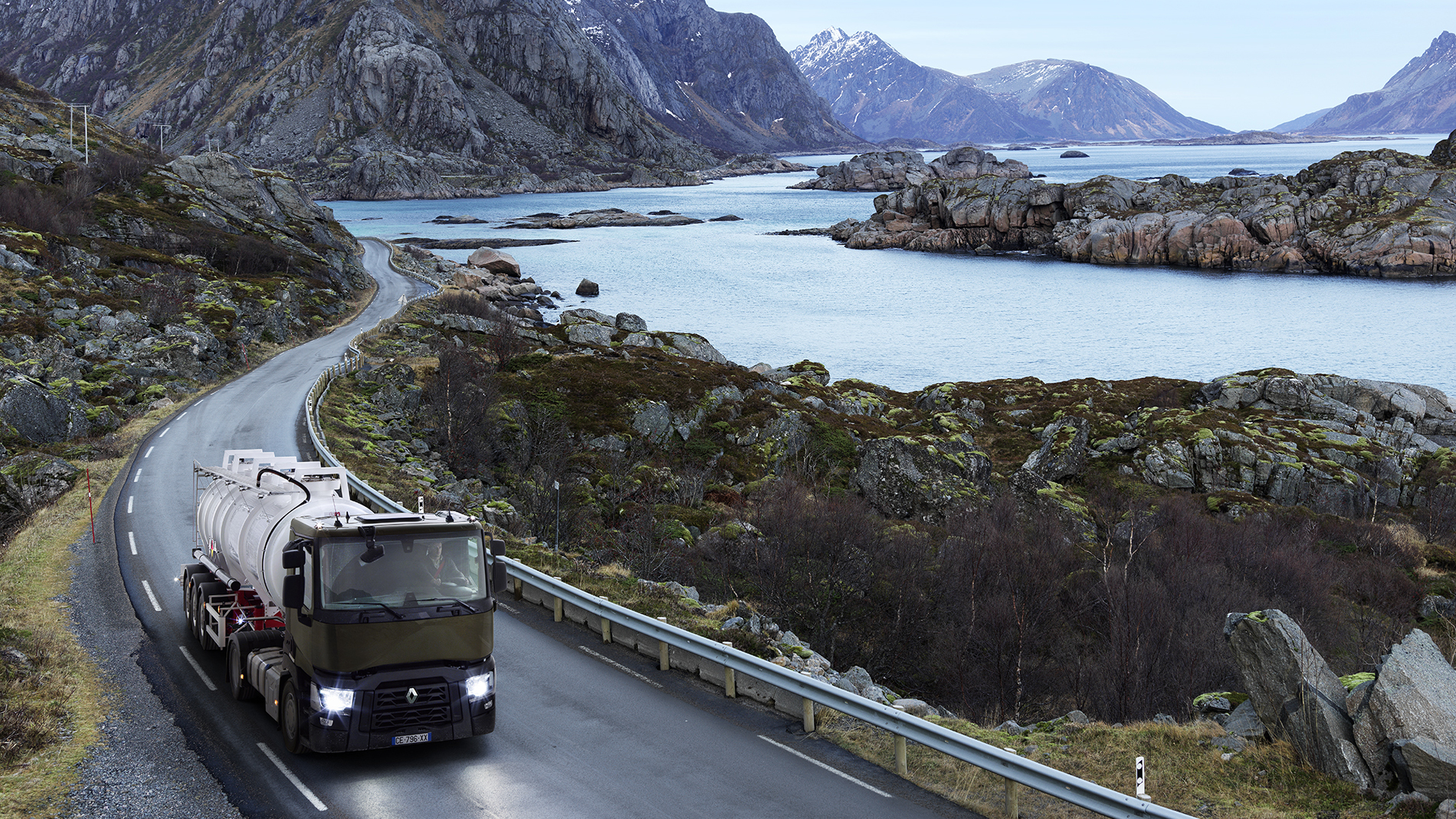 photo-yann-geoffray-renault-trucks-citerne-integration-norvege-hero